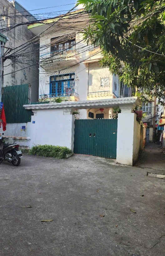 Siêu hiếm tân khai lĩnh nam bán 240M tặng nhà 3 thoáng ô tô tránh vào nhà hoàng mai