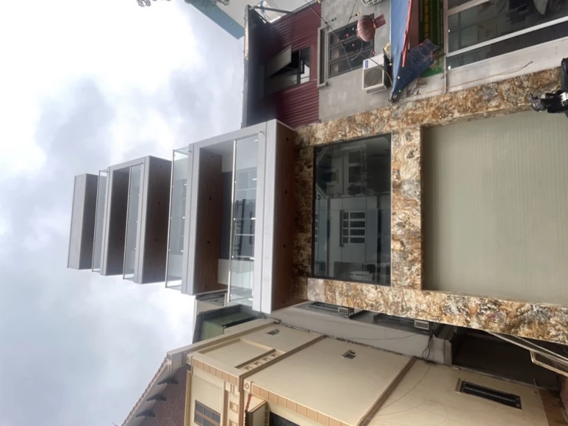 Bán nhà hưng thịnh yên sở 7 tầng thang máy long lanh lô góc phân lô x2b hoàng mai