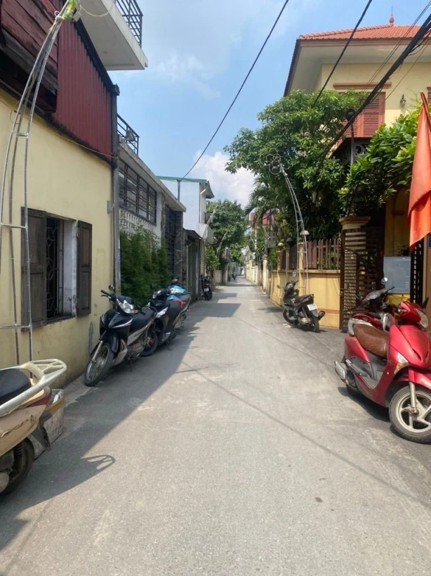 Trong đê nguyễn khoái bán 103M đất ô tô tránh kinh doanh hoàng mai