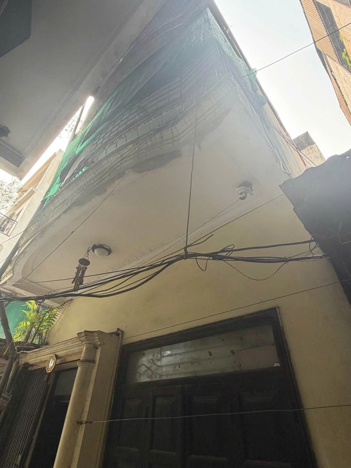 Bán 35M tặng nhà VF3 thông vĩnh tuy hai bà trưng