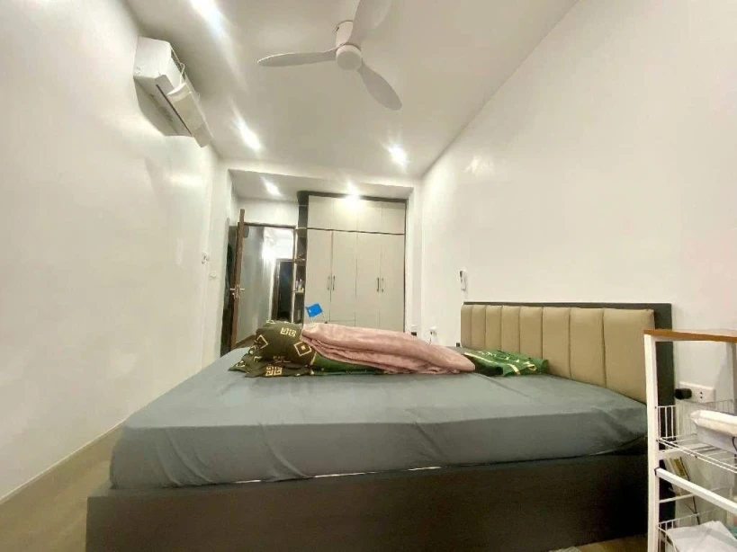 Bán nhà mạc thị bưởi 4 tầng dân xây ở ngay 2 thoáng hai bà trưng