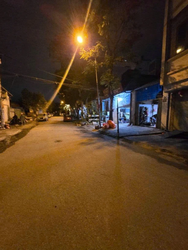 Bán đất bùi huy bích 60M phân lô ô tô 29 chỗ vào đất kinh doanh hoàng mai