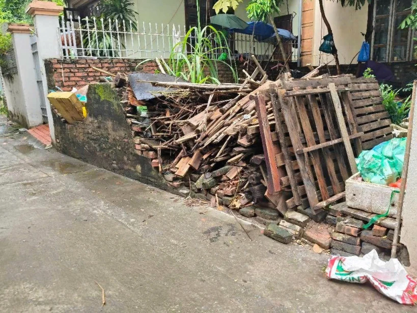 Bát khối bán 35M đất ô tô vào đất gần phố long biên