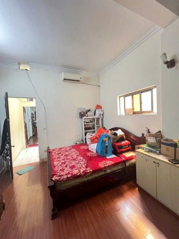 Bán 50M tam trinh tặng nhà phân lô ô tô dừng đỗ kinh doanh hoàng mai