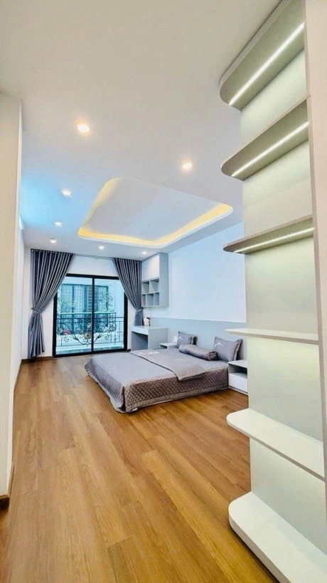 Giảm chào nửa tỷ bán nhà giáp nhị 6 tầng thang máy long lanh lô góc hoàng mai