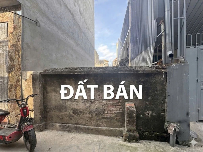 Bán đất lĩnh nam 39M cách phố 15M hoàng mai