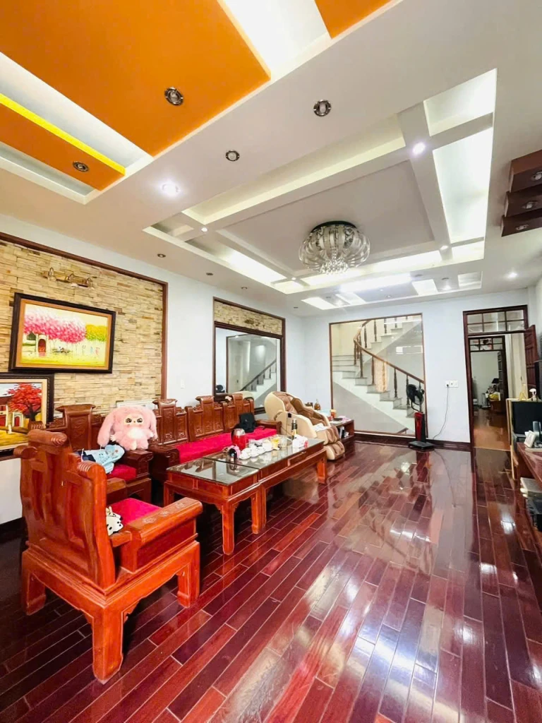 bán nhà mặt đường lê đại hành - hiếm có nhà đẹp vừa ở và kinh doanh