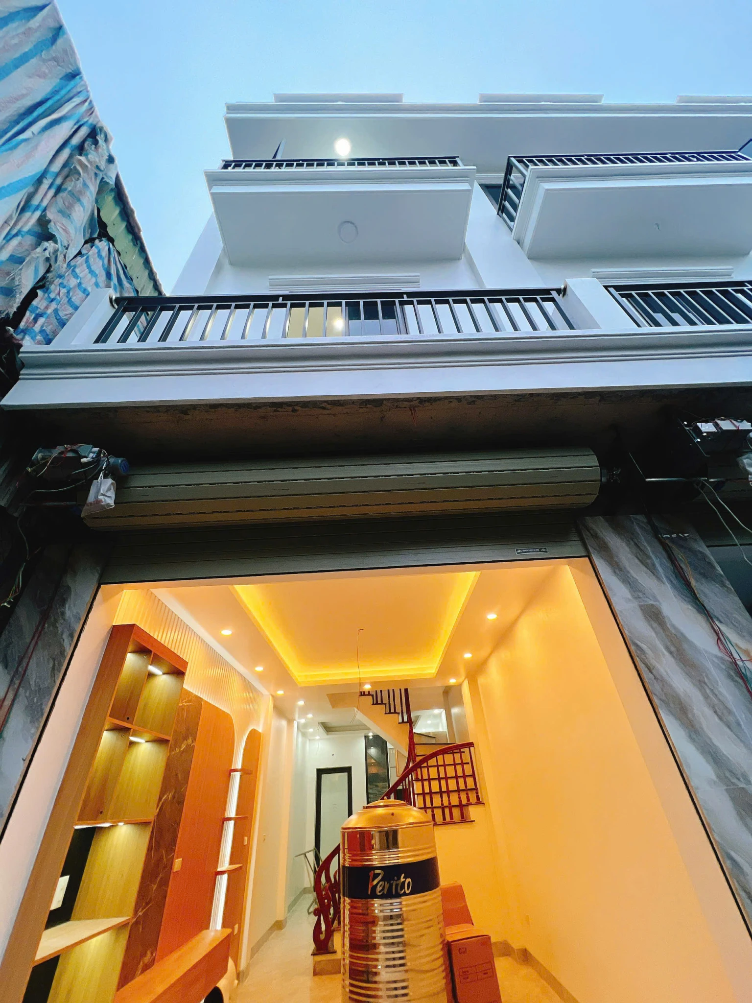 chính chủ gửi 3 tầng trần lãm gần khối bệnh viên lớn nhất tỉnh Hưng Yên