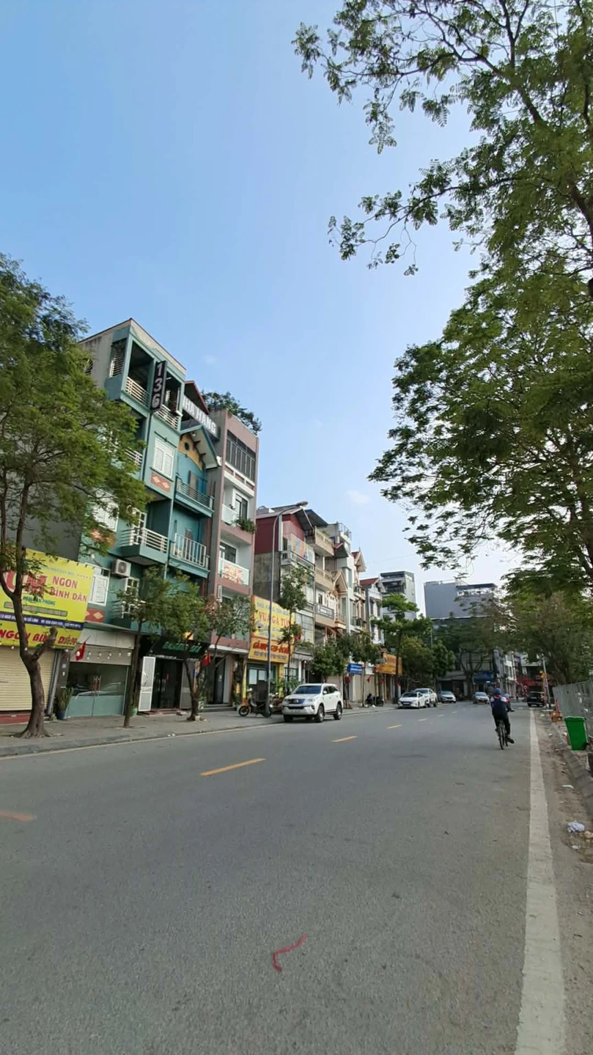 SIÊU PHẨM MẶT PHỐ VIỆT HƯNG Nhà 80m2- 5 Tầng kiên cố-2x Tỷ