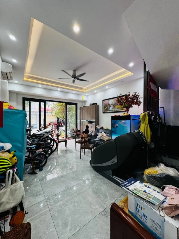 BÁN NHÀ LIỀN KỀ VIỆT HƯNG 76M2 - 6 TẦNG THANG MÁY- GARA Ô TÔ – 2X TỶ