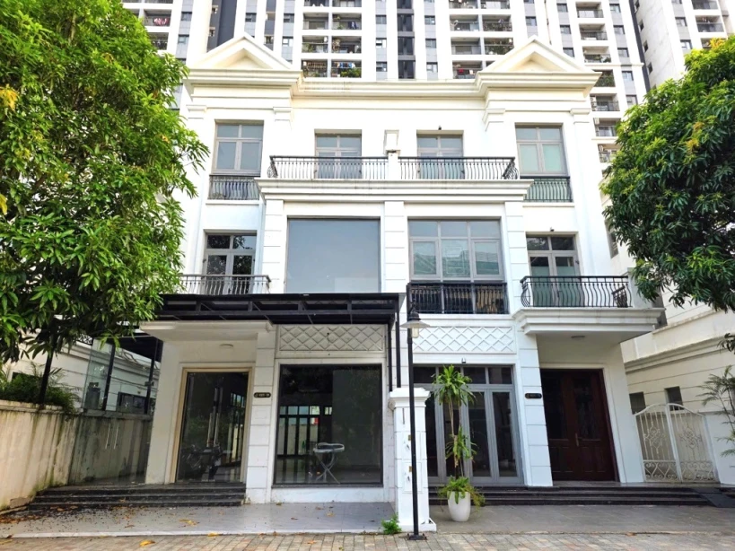 BÁN BIỆT THỰ VINHOMES RIVERSIDE 176M2 - ĐẲNG CẤP GIỚI TINH HOA - QUỸ CĂN KHAN HIẾM 0372311369