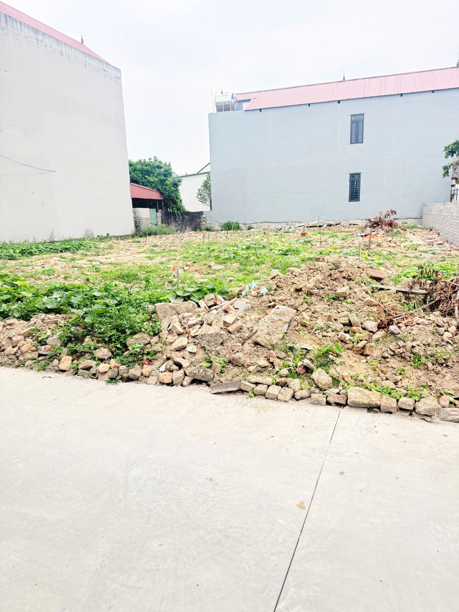 Lô Đất 413 m2- Mt 16m. Full thổ cư tại Yên Dũng, Bắc Giang. Giá 5,2 tỷ