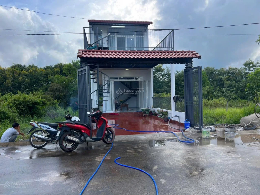 Nhà 2 tầng Lộc Thành thiết kế hiện đại
