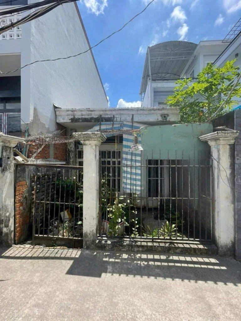 CHÍNH CHỦ BÁN NHÀ CẤP 4 – THỊ TRẤN NHÀ BÈ – SỔ ĐẸP – TIỆN XÂY MỚI