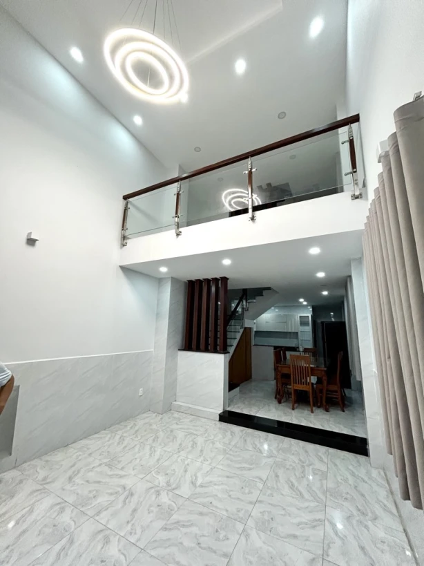 Cần bán nhà mặt tiền hẽm Trần Xuân Soạn Q7 GIÁ TỐT