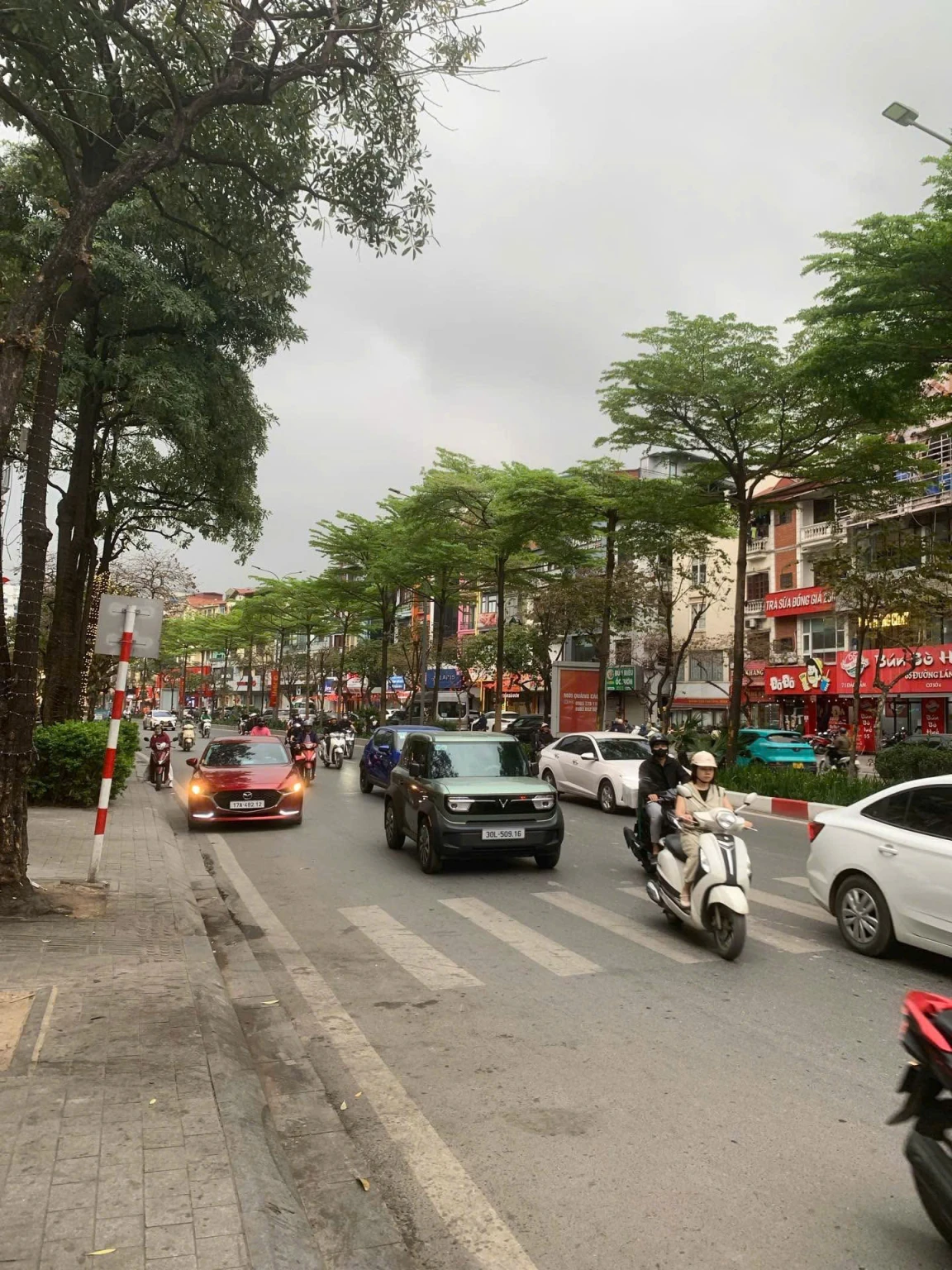 Siêu phẩm Nguyễn Khánh Toàn, gần 50m2 5 tầng ngay phố,nội thất xịn giá nhỉnh 11 tỷ