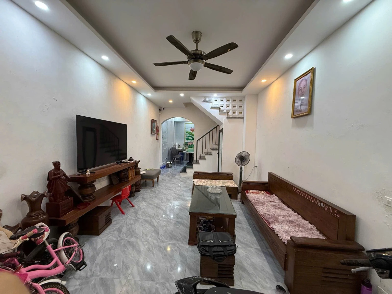 RẺ NHẤT khu vực Cầu Giấy 47m2, chỉ 11 tỷ hơn, ngõ rộng, giá đầu tư cực tốt