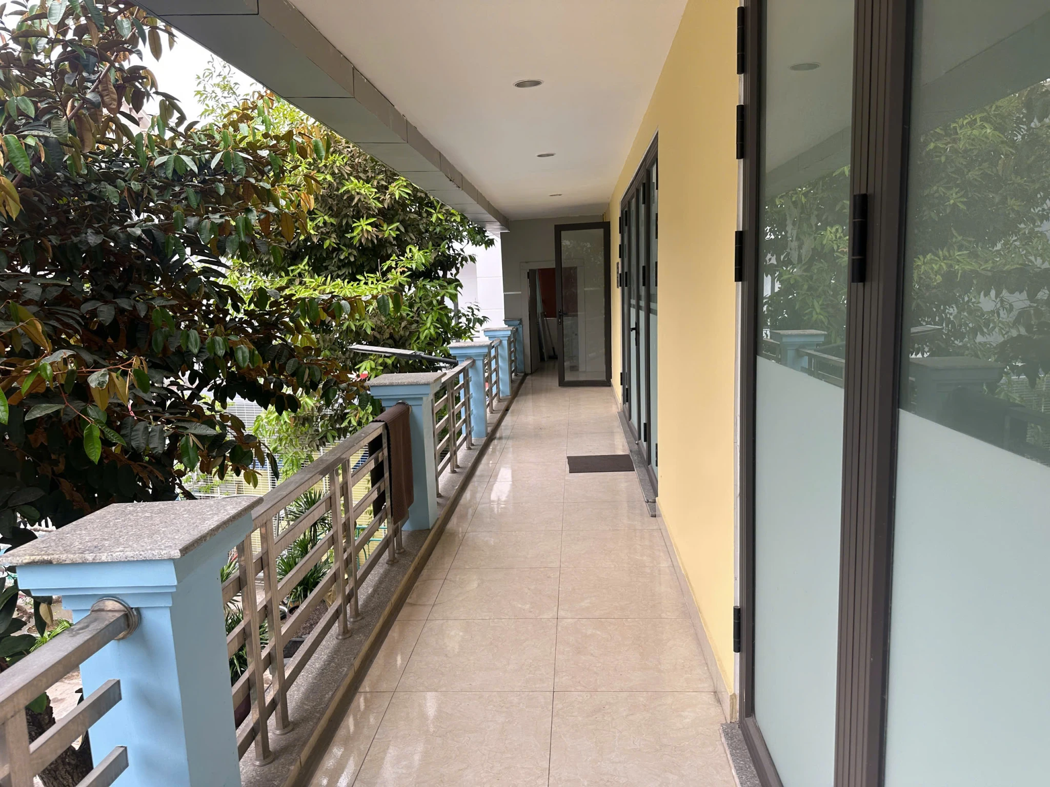 Chính Chủ không dùng hết Cho thuê chung văn phòng giá rẻ lô 8 Lê Hồng Phong,GIÁ CHỈ TỪ 5 TRIỆU