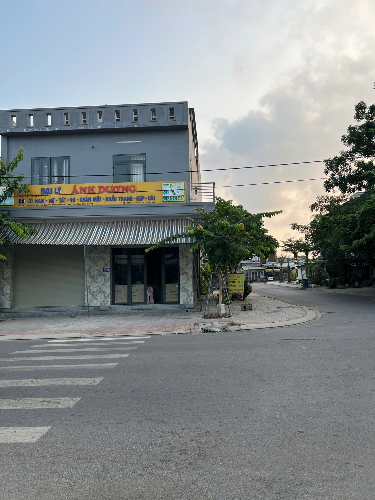 Cần bán nhà căn góc 2 mặt tiền KDC Thuận Giao – vị trí cực đẹp, tiềm năng cao.