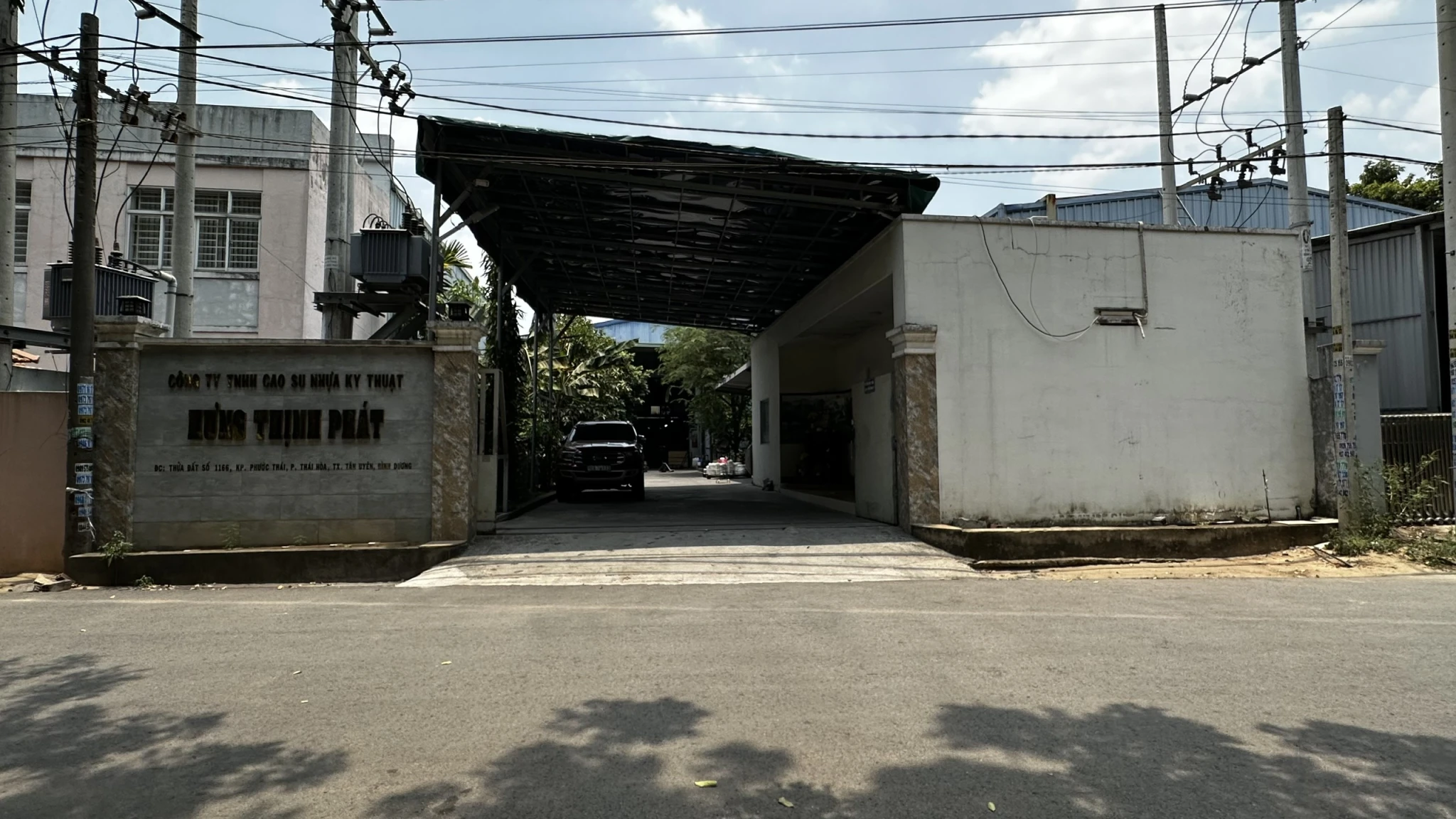 Bán kho, nhà xưởng tại ĐT 747B, P. Tân Khánh, HCM (P. Thái Hòa, Tp. Tân Uyên) 1272m², 16x80 mét