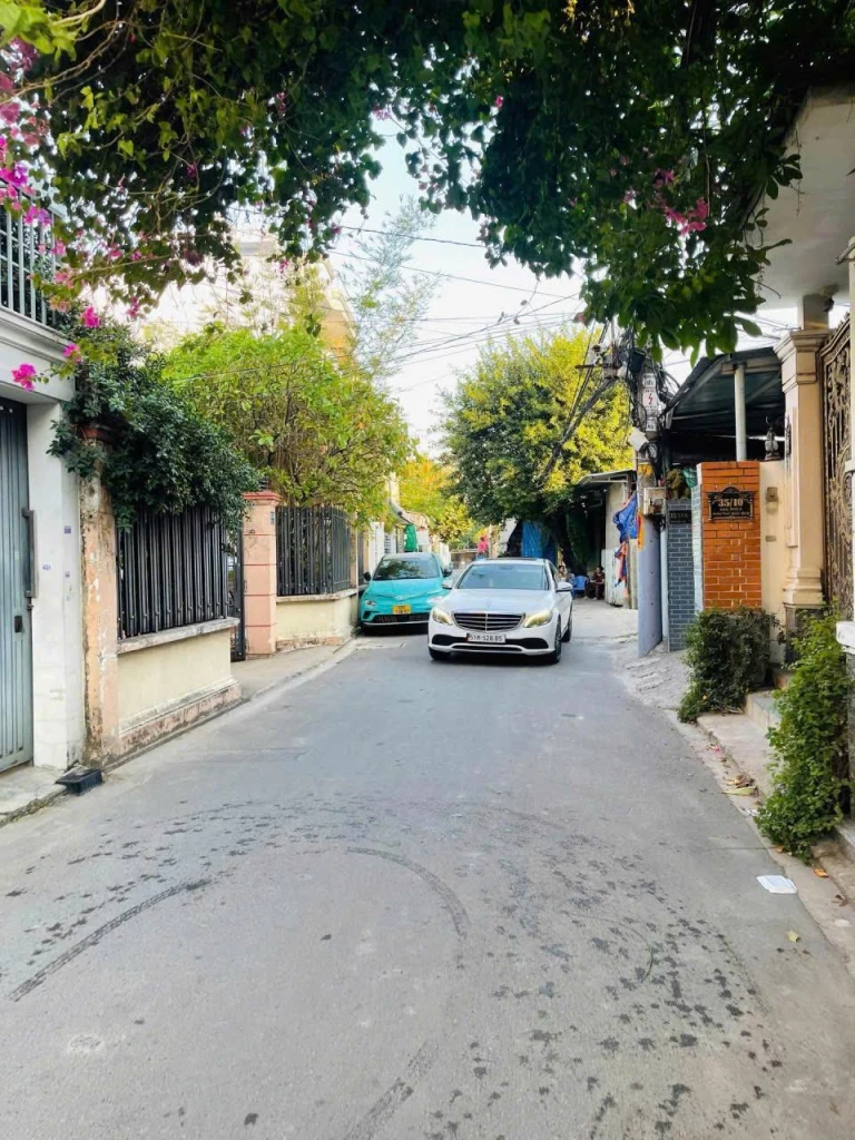 HẺM OTO  PHAN VĂN HƠN 72m² – XÂY TỰ DO – SỔ SẴN - 5.45 T