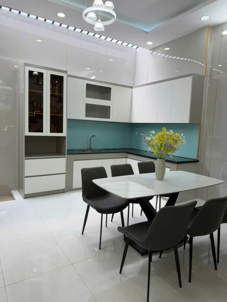 Nhà 4 tầng mới 5PN 3 WC Lê Văn Khương Q12 đường 10m  IB 0977 358 098