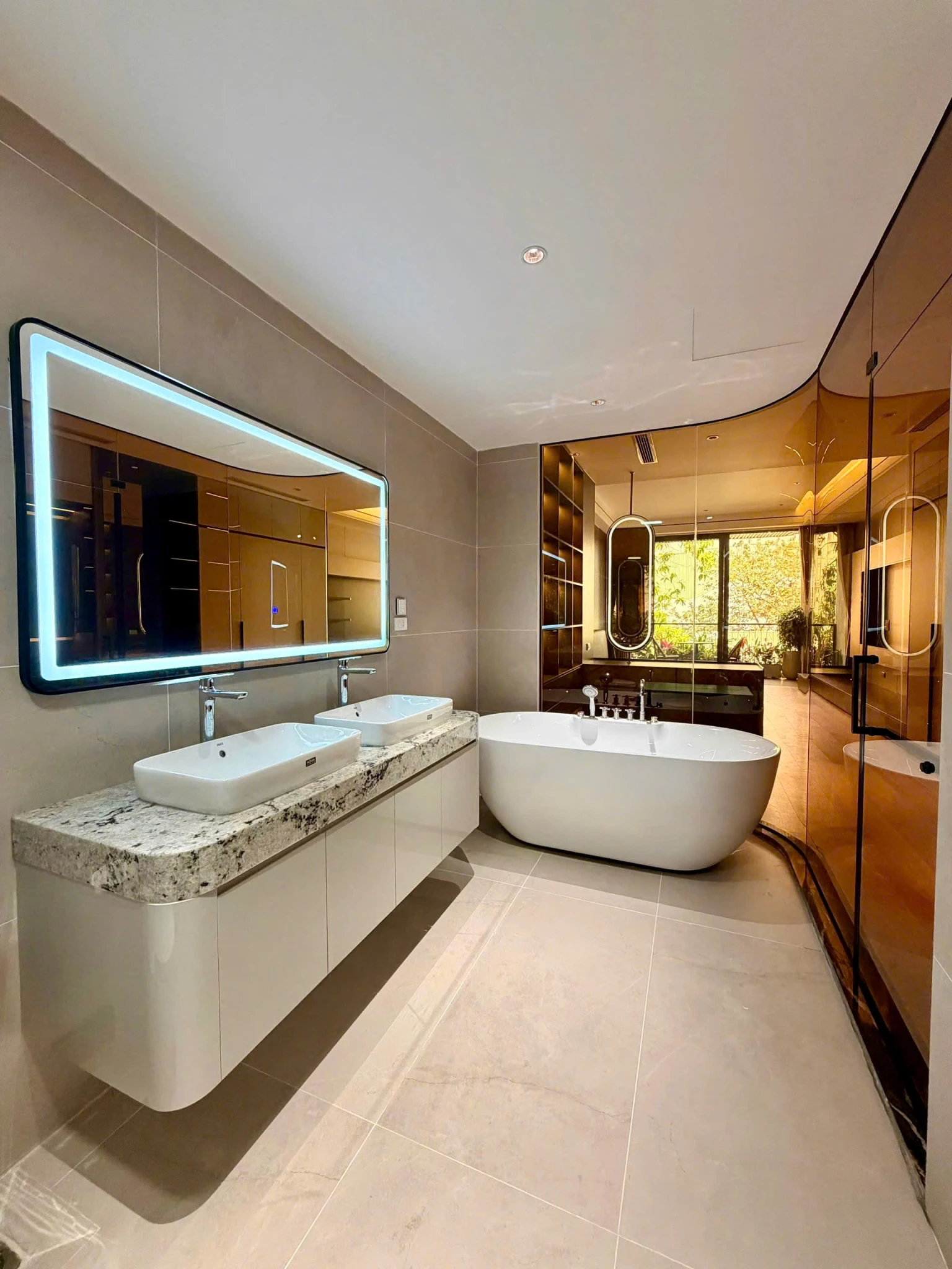 NHÀ NGỌC LÂM – LONG BIÊN  35m² – 4 TẦNG – Ở NGAY  CHỈ 6.x TỶ