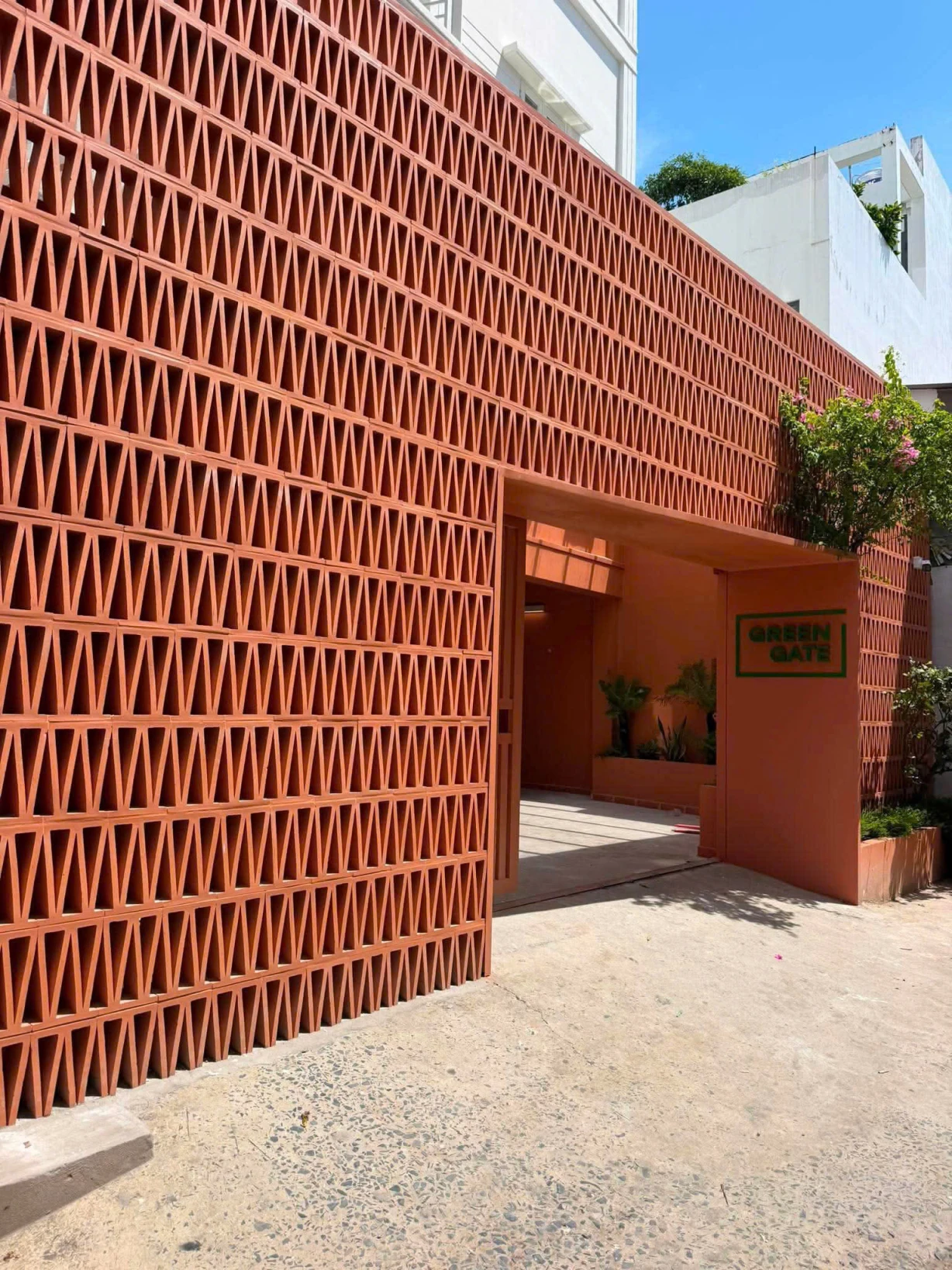 Greengate Apartment quận 2 - Phòng mới xây, full tiện ích - Vị trí thuận tiện, dọn vào ở ngay