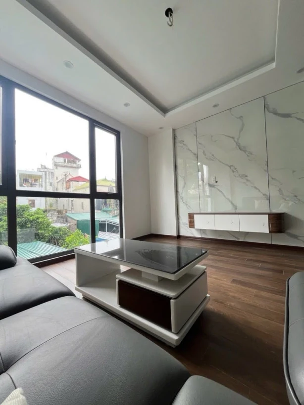 CHỈ 5.68 TỶ CÓ NHÀ LÔ GÓC PHÚC LỢI - 4 TẦNG Ở NGAY - SÁT VÁCH VINHOMES