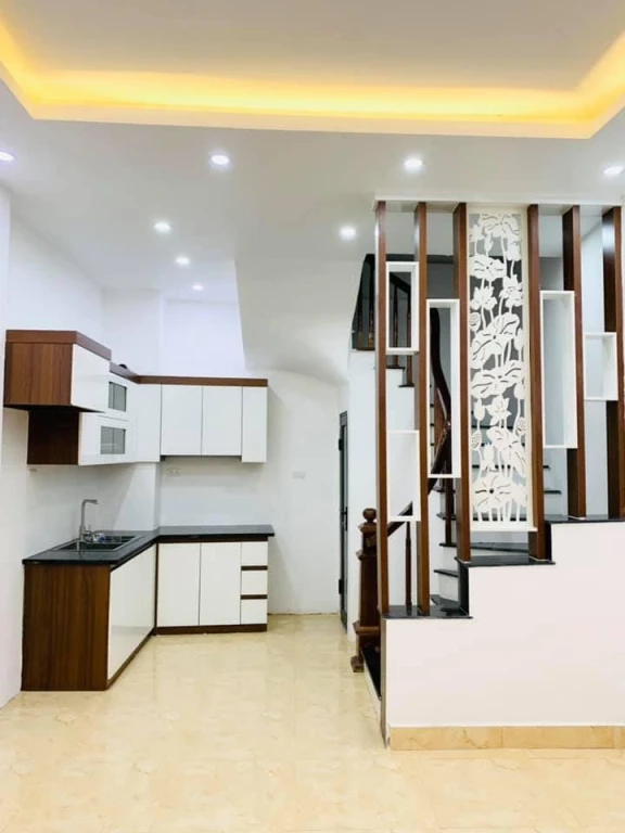 BÁN NHÀ TRUNG TÂM THẠCH BÀN – NGÕ THÔNG – GẦN GẦN HỒ –  CHỈ 5.9 TỶ