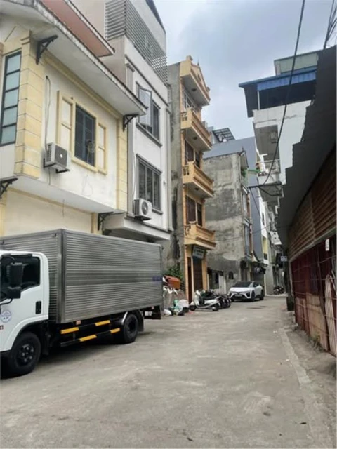 BÁN NHÀ THẠCH BÀN LONG BIÊN - 3 BƯỚC RA AEON FULL NỘI THẤT Ô TÔ ĐỖ CỬA - 6.9 TỶ