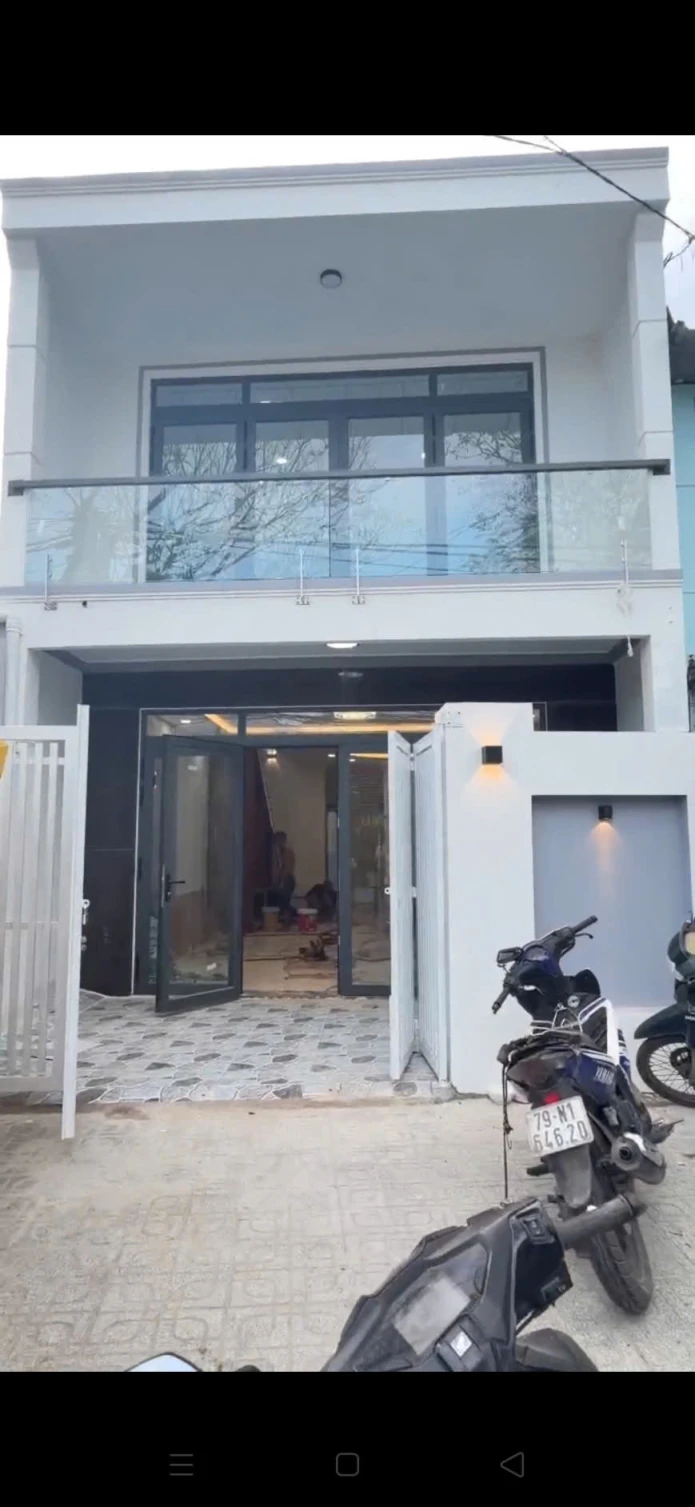 Bán Nhà Mặt Tiền Đường 13m Vạn Hoà - Kề Chợ Đầm & Biển Nha Trang - Ngang 5.15m Sổ Hoàn Công