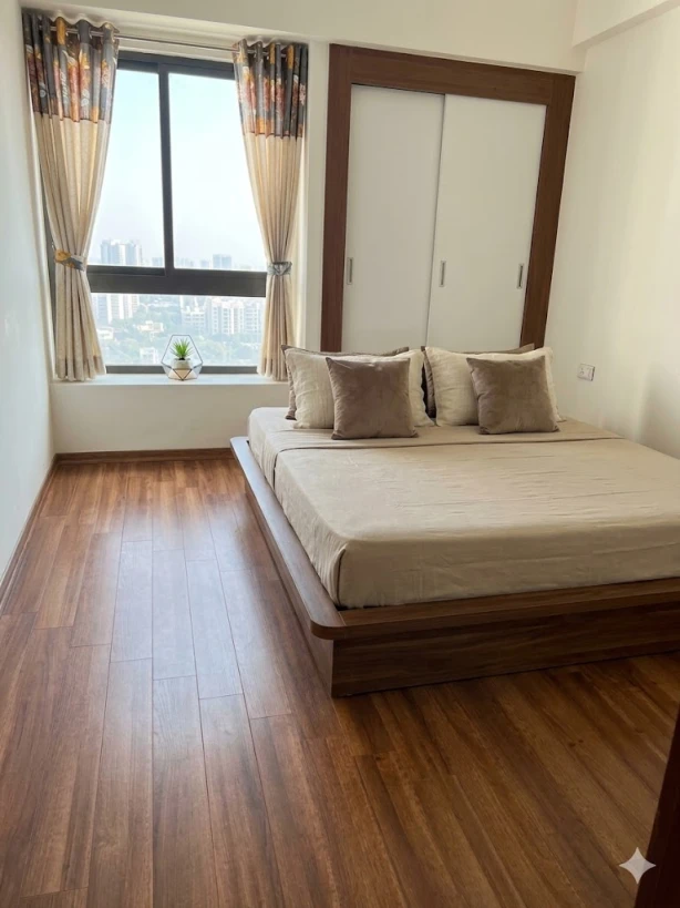 NHÀ CẠNH VÕ CHÍ CÔNG TÂY HỒ - NGÕ GẦN PHỐ – 2 PHÚT HỒ - THẾ ĐẤT ĐẸP – 3 GÁC TRÁNH - Ở SƯỚNG