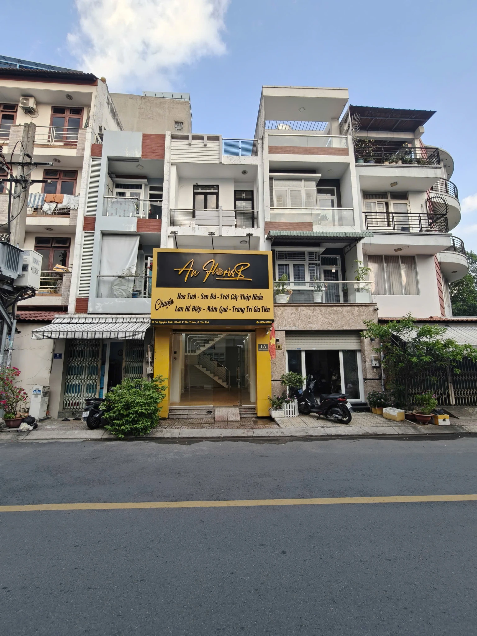 BÁN NHÀ MẶT TIỀN NGUYỄN TRỌNG TUYỂN | PHƯỜNG 2, QUẬN TÂN BÌNH