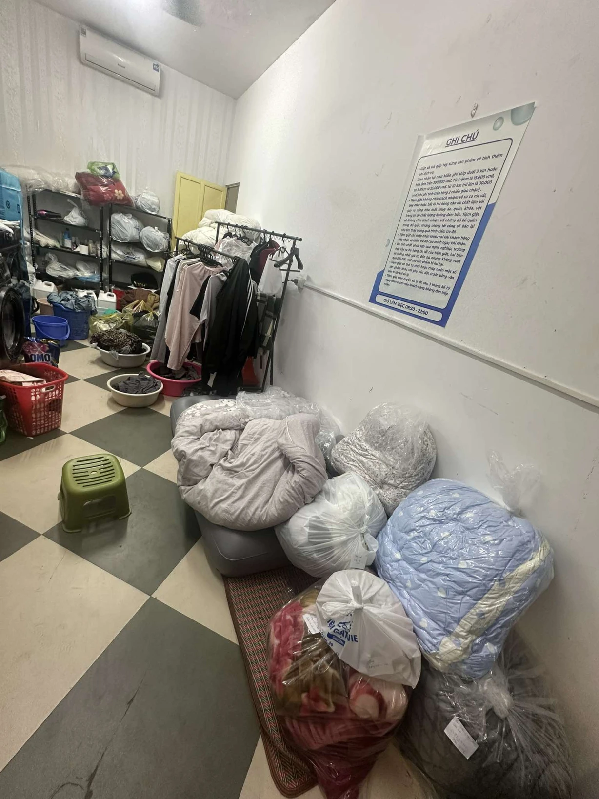 CHÍNH CHỦ CẦN SANG NHƯỢNG TIỆM GIẶT LÀ TẠI TRẦN DUY HƯNG, HÀ NỘI