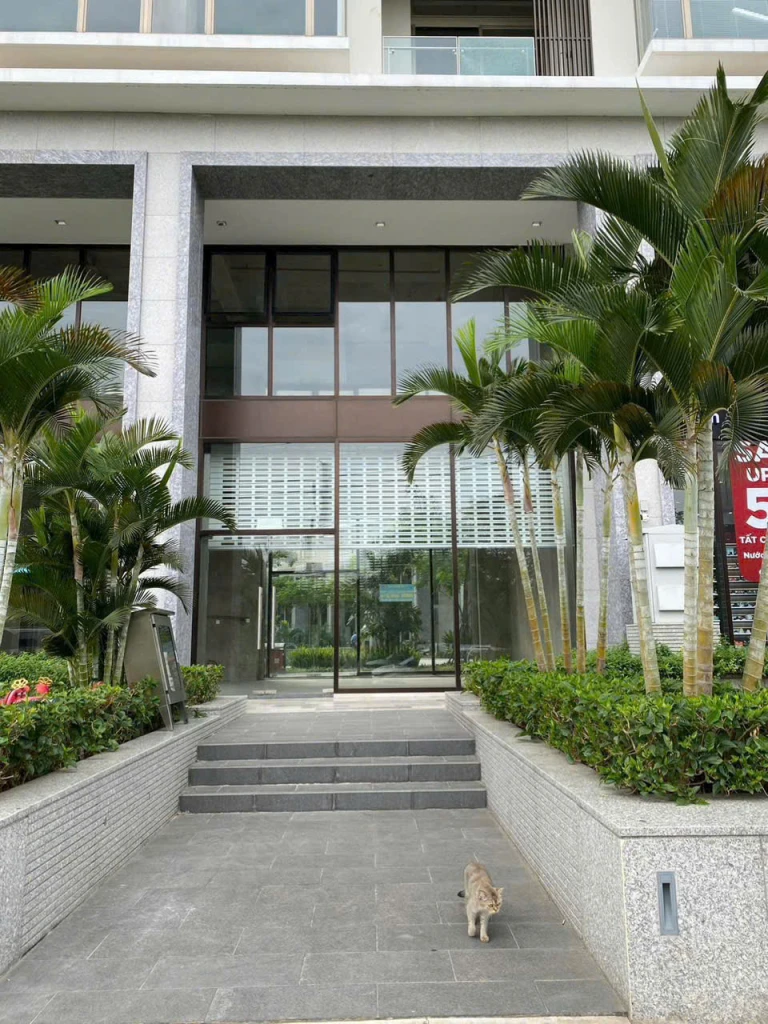 CHO THUÊ TẦNG 1 SHOPHOUSE THE PEAK MIDTOWN – PHÚ MỸ HƯNG, QUẬN 7