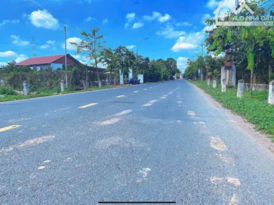 CHỈ 2.2 TỶ – SỞ HỮU NGAY 100m² NGAY TRỤC NGÔ QUYỀN – LONG HƯNG