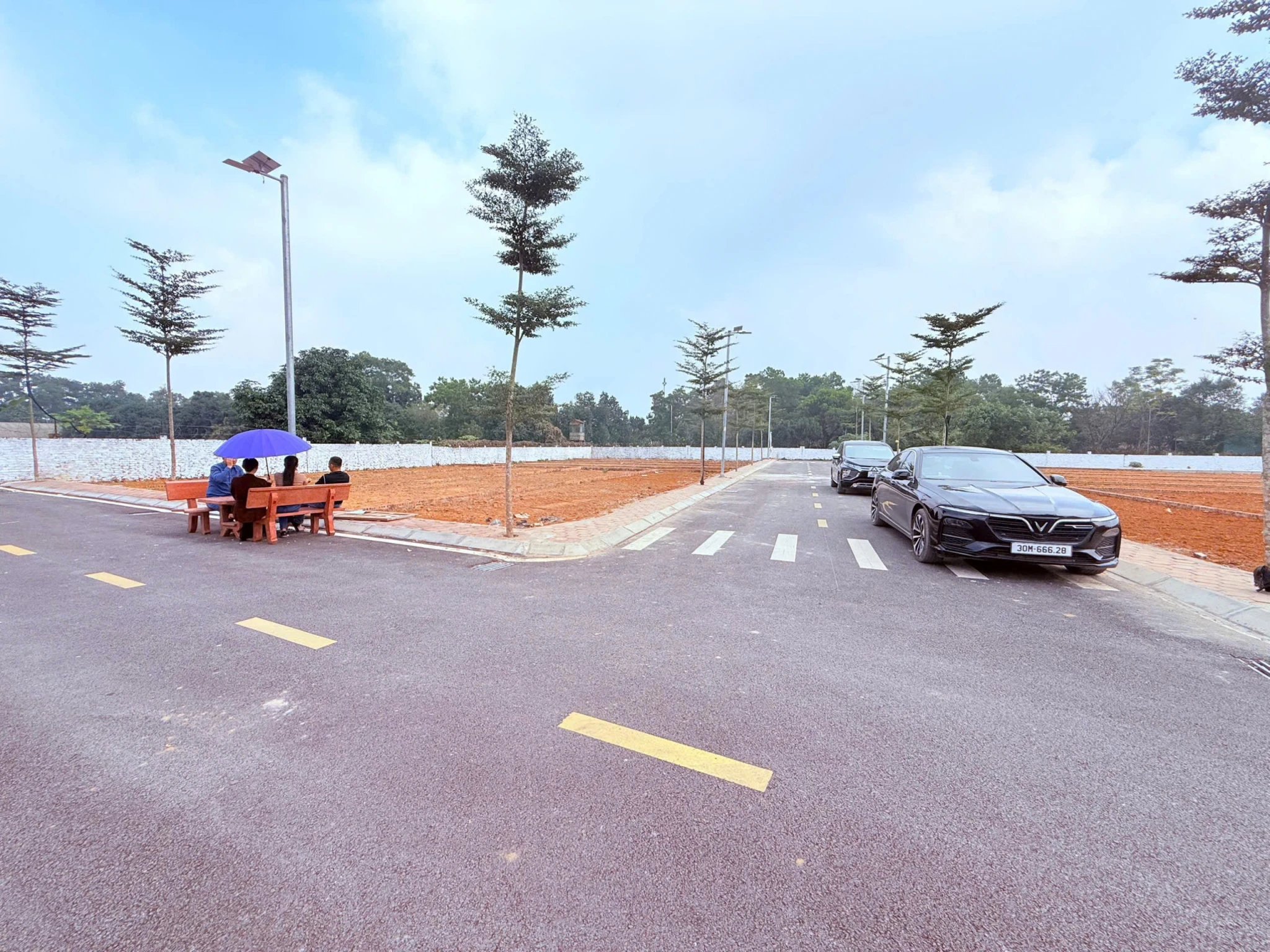 Chỉ 2 tỷ ,lô đất 100m full thổ ,tại thôn Cánh Chủ,cách Công nghệ Cao Hòa Lạc chỉ 500m