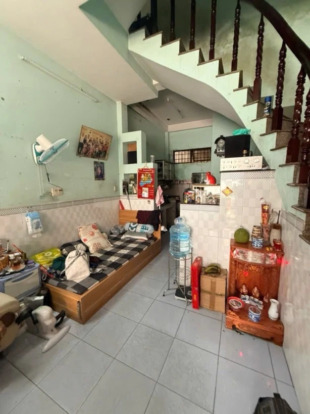 Siêu phẩm Hẻm 8 M xe hơi  Đô Đốc Long 3 tầng. Btcr