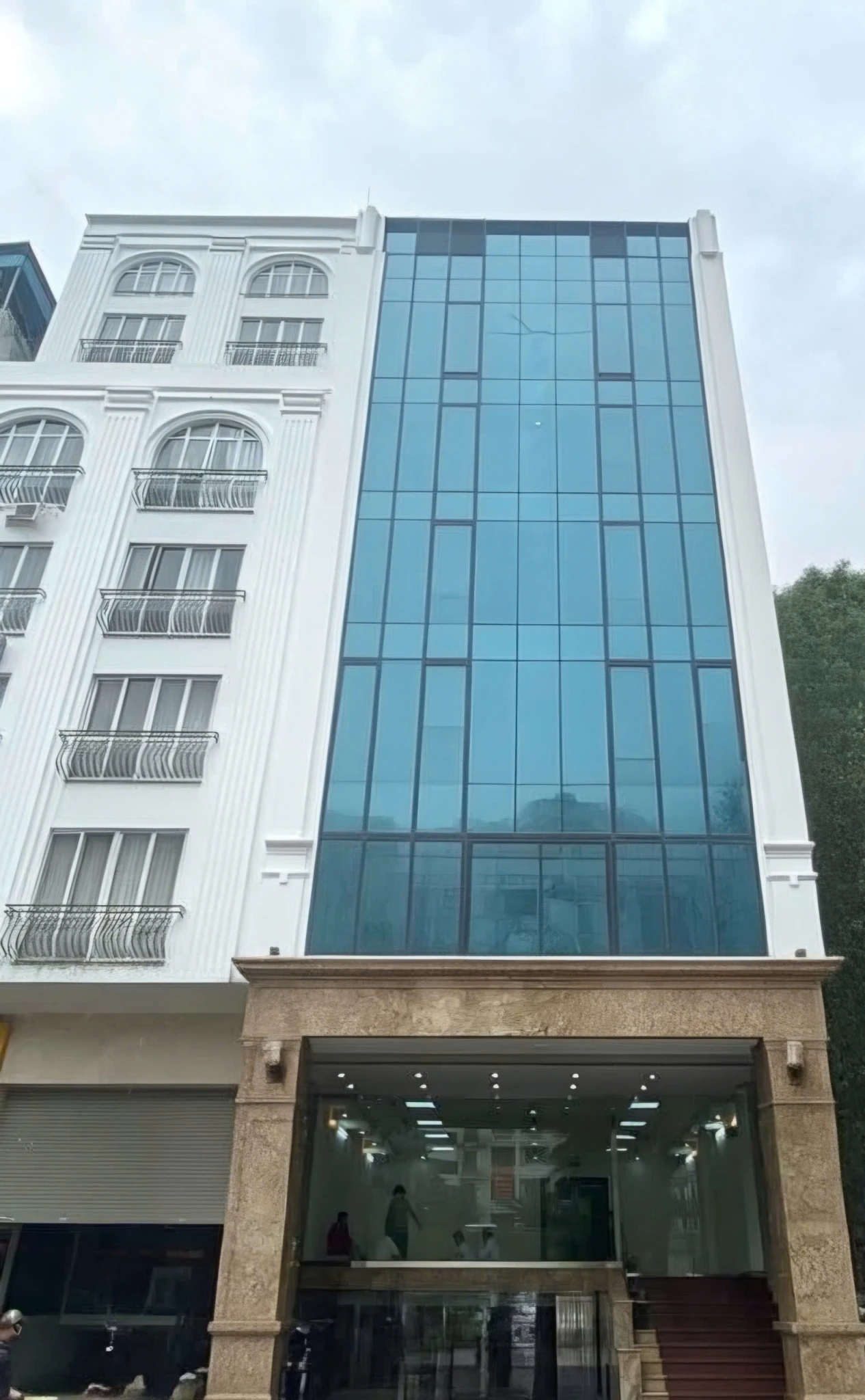 Tôi cho thuê nhà, 135m2- 7T, Linh Lang, Đào Tấn, Phan Kế Bính -75 tr