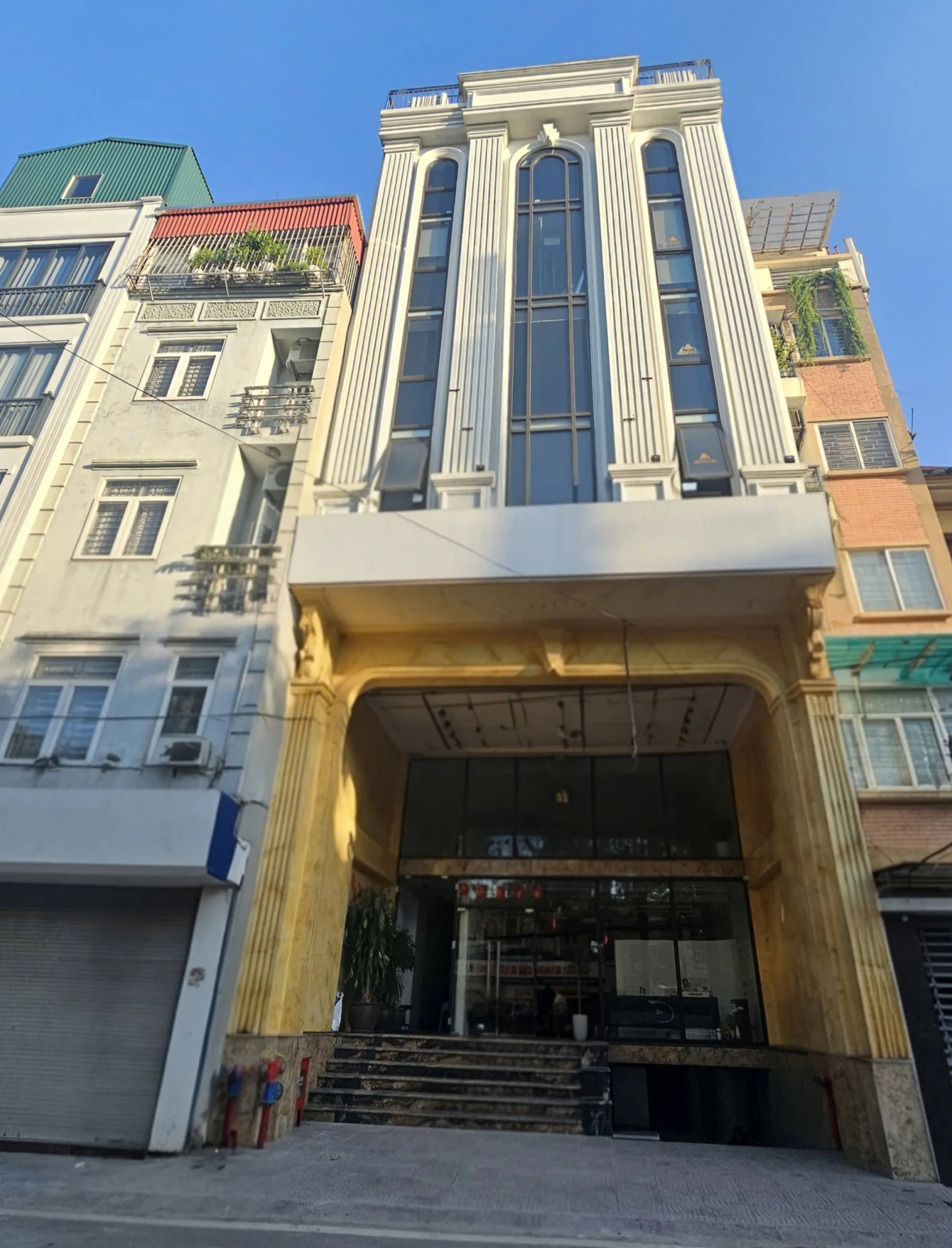 Cho thuê nhà, THANG MÁY, 147m2_ 7T; Lò Đúc, Hòa Mã, Hàm Long -70 tr