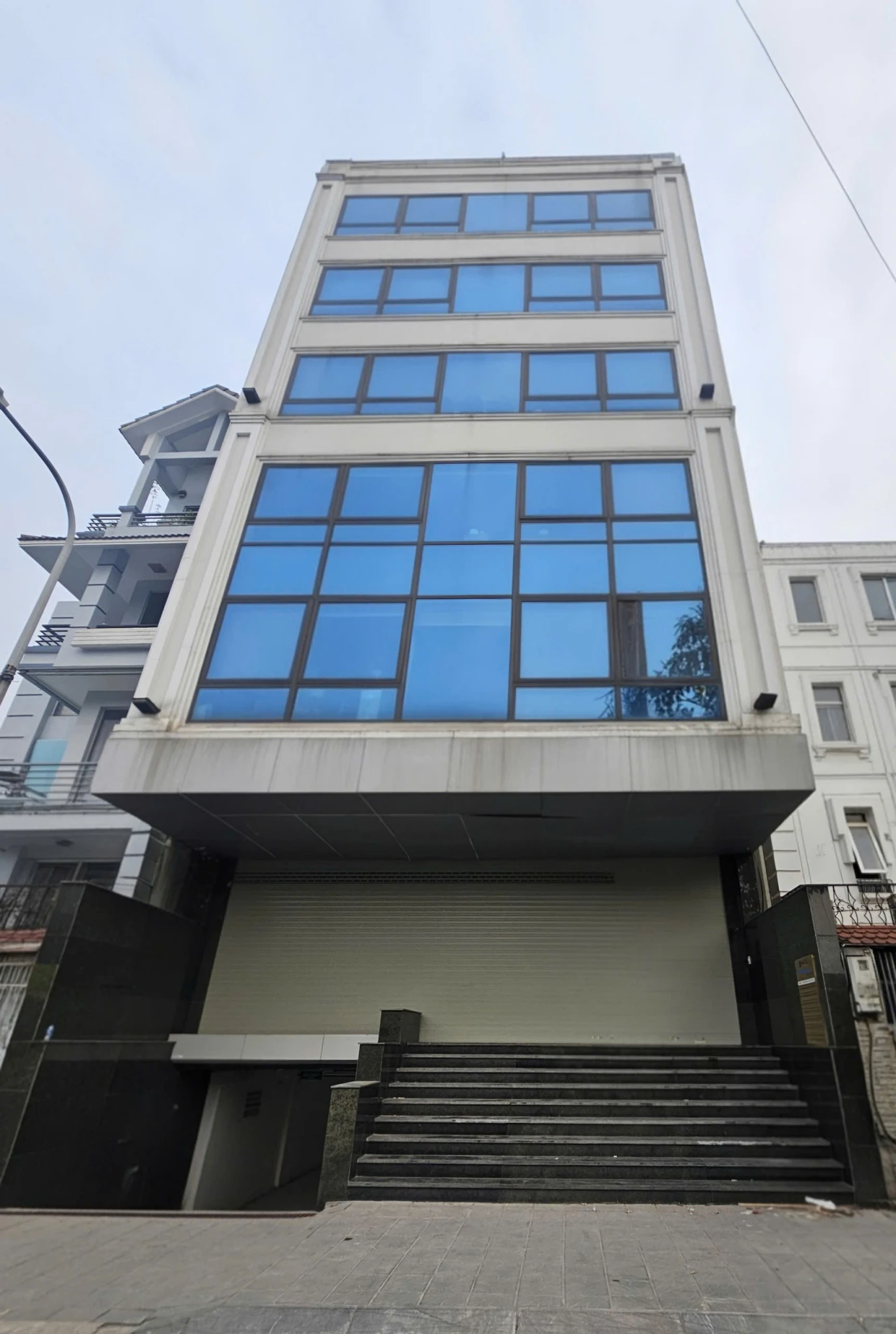 Cho thuê nhà, 134m2_ 6T; Hoàng Quốc Việt, Tô Hiệu, Nghĩa Tân -76 tr