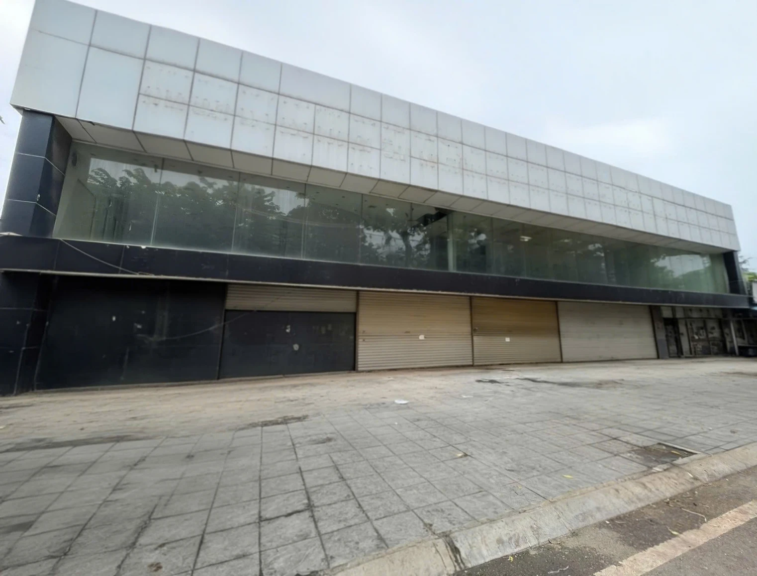 Tôi cho thuê nhà, Nguyễn Đình Thi, Hoàng Hoa Thám; 362m2* 2T -54 tr
