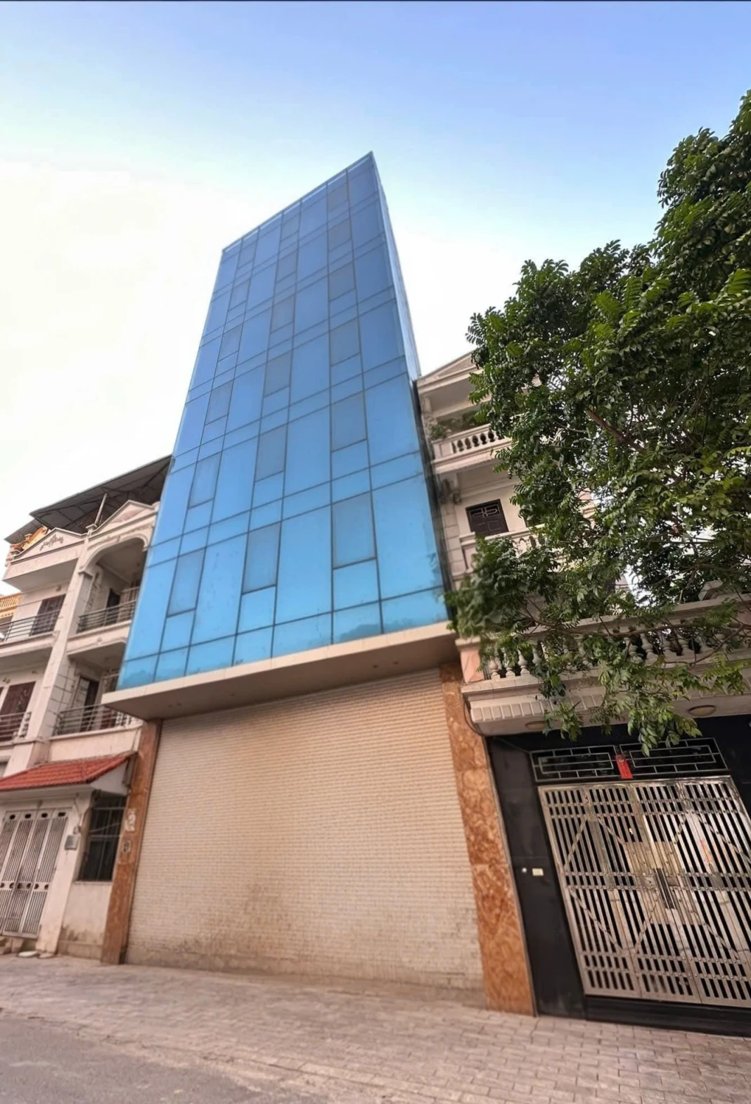 Cho thuê nhà, THANG MÁY, 144m2- 7T, Nguyễn Tuân, Vũ Trọng Phụng -69 tr