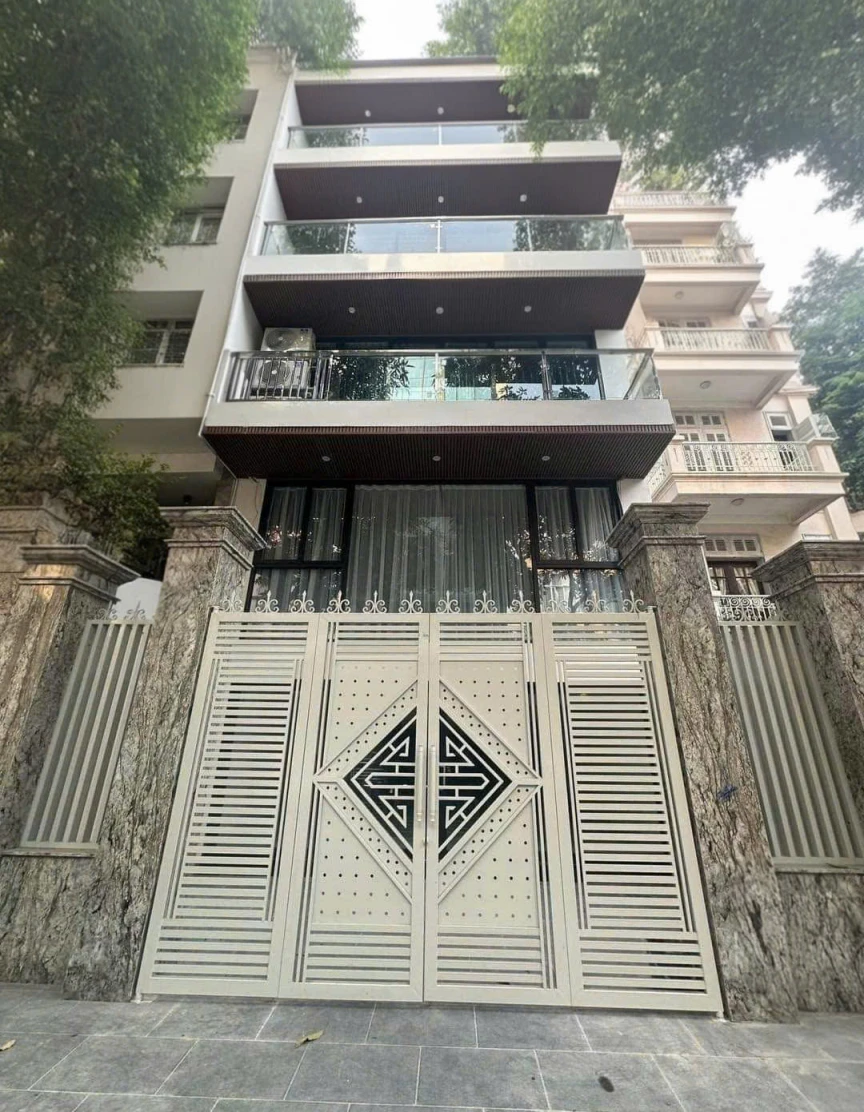 Tôi cho thuê nhà, 96m2- 5T, Hoàng Cầu, La Thành, Đặng Tiến Đông -26 tr