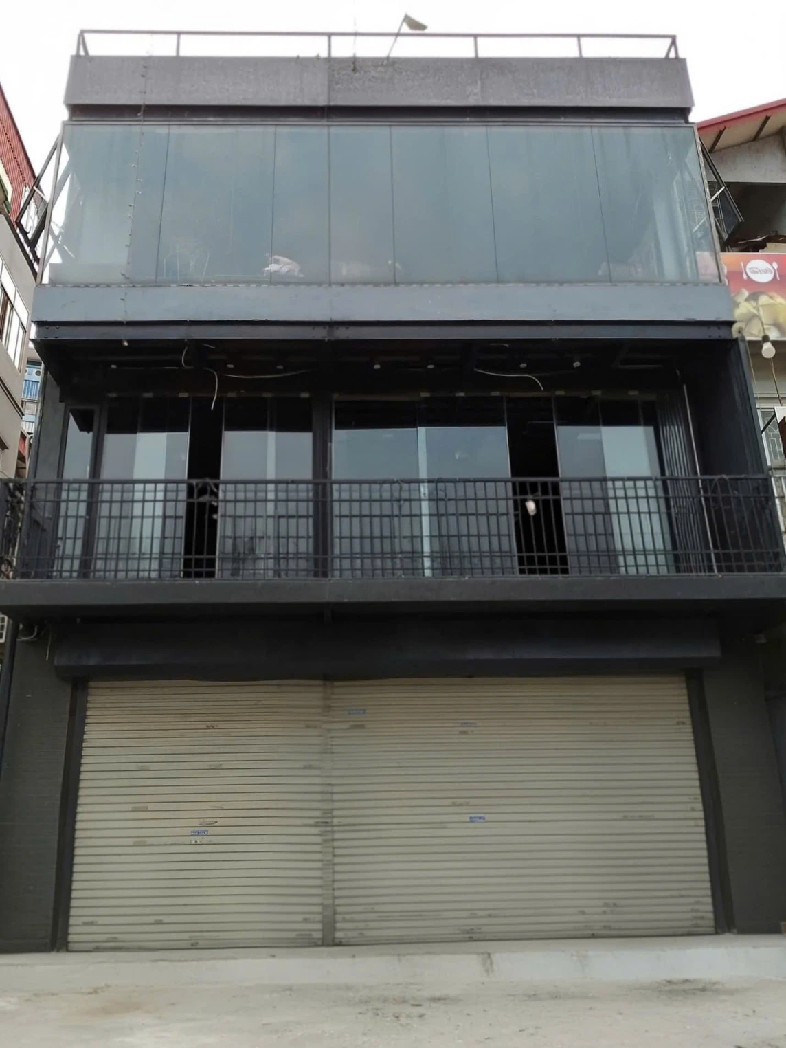 Cho thuê nhà, Nguyễn Khánh Toàn, Nguyễn Văn Huyên, 132m2x 3T -31 tr