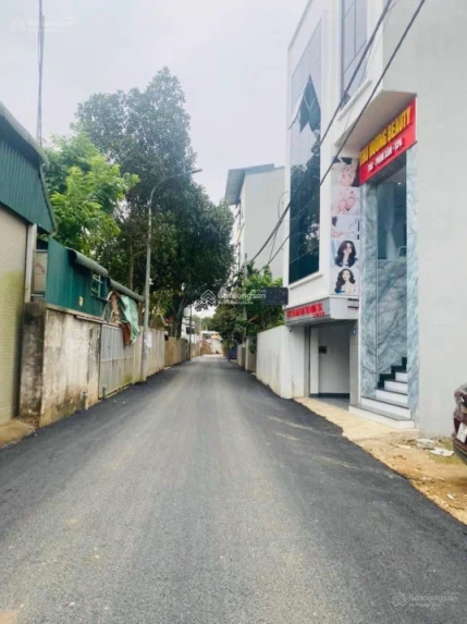 Chính chủ cần tiền trả nợ, bán gấp lô đất 110m full thổ cư sát ĐH FPT và ĐHQG.