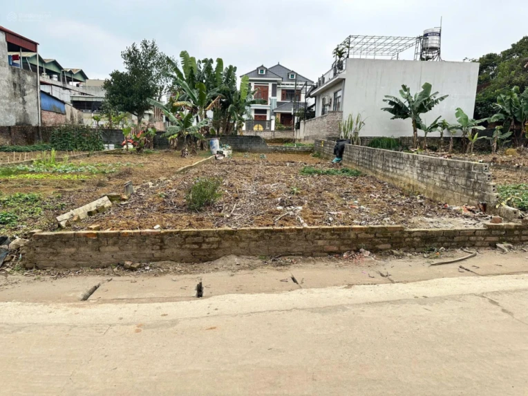 Chủ ngộp banh bán mảnh đất 128m2 rẻ hơn xung quanh 5 - 600 triệu ngay cạnh CNC Hoà Lạc