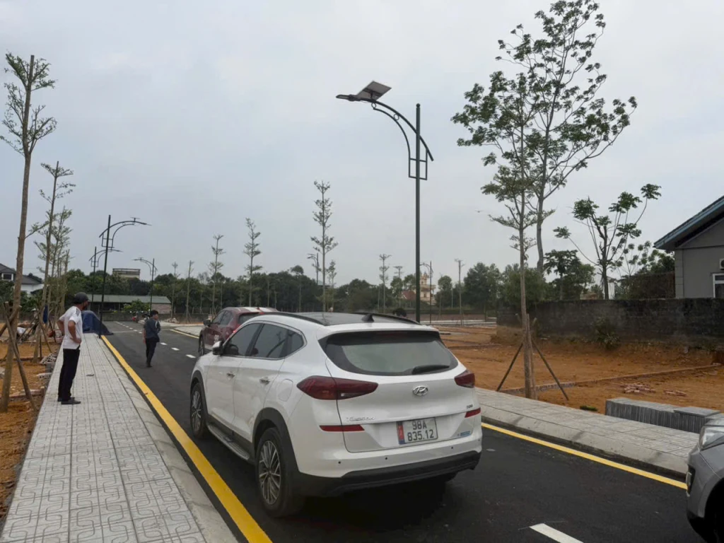 Đáng tiếc nhất nếu không xem mảnh đất cạnh đường quốc lộ 21 giá rẻ này của em