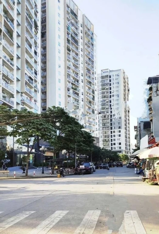 Bán Chung Cư cao cấp Berriver, NguyênVănCừ, Long Biên 66m2, giá 6,7 tỷ, tặng nội thất